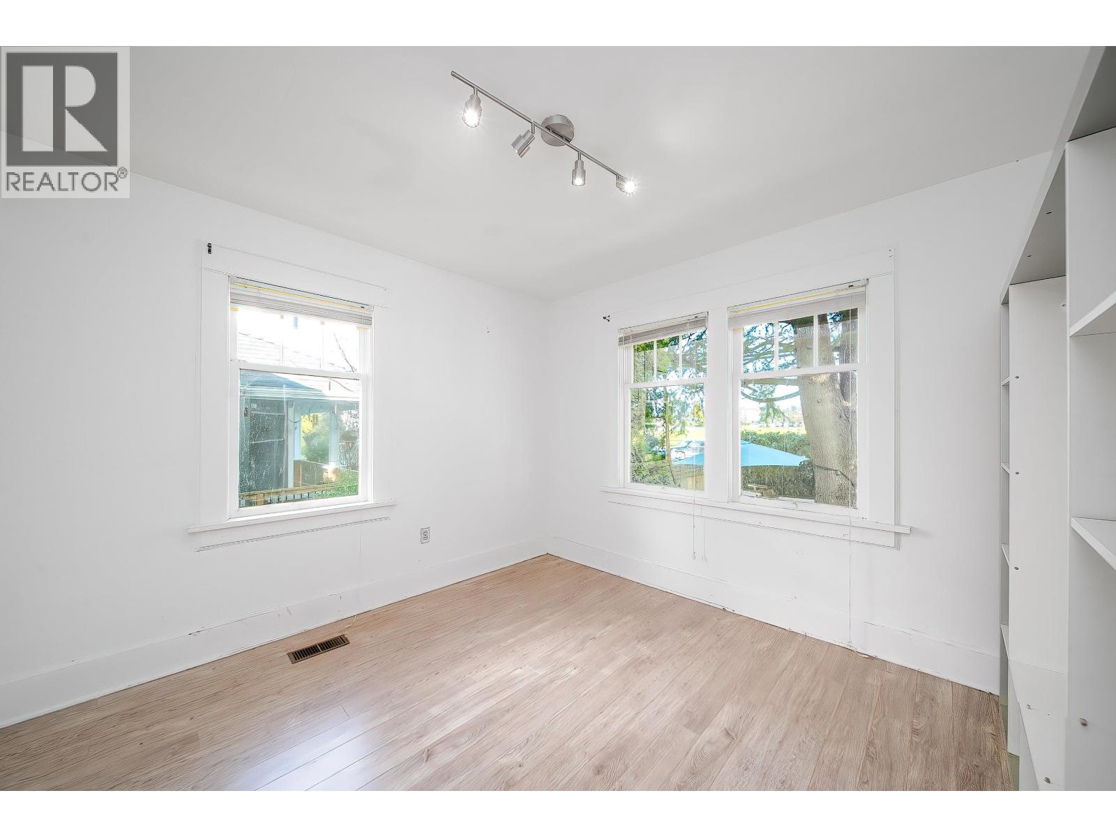 726 Tenth Street, New Westminster, British Columbia  V3M 3Z9 - Photo 15 - R3090801