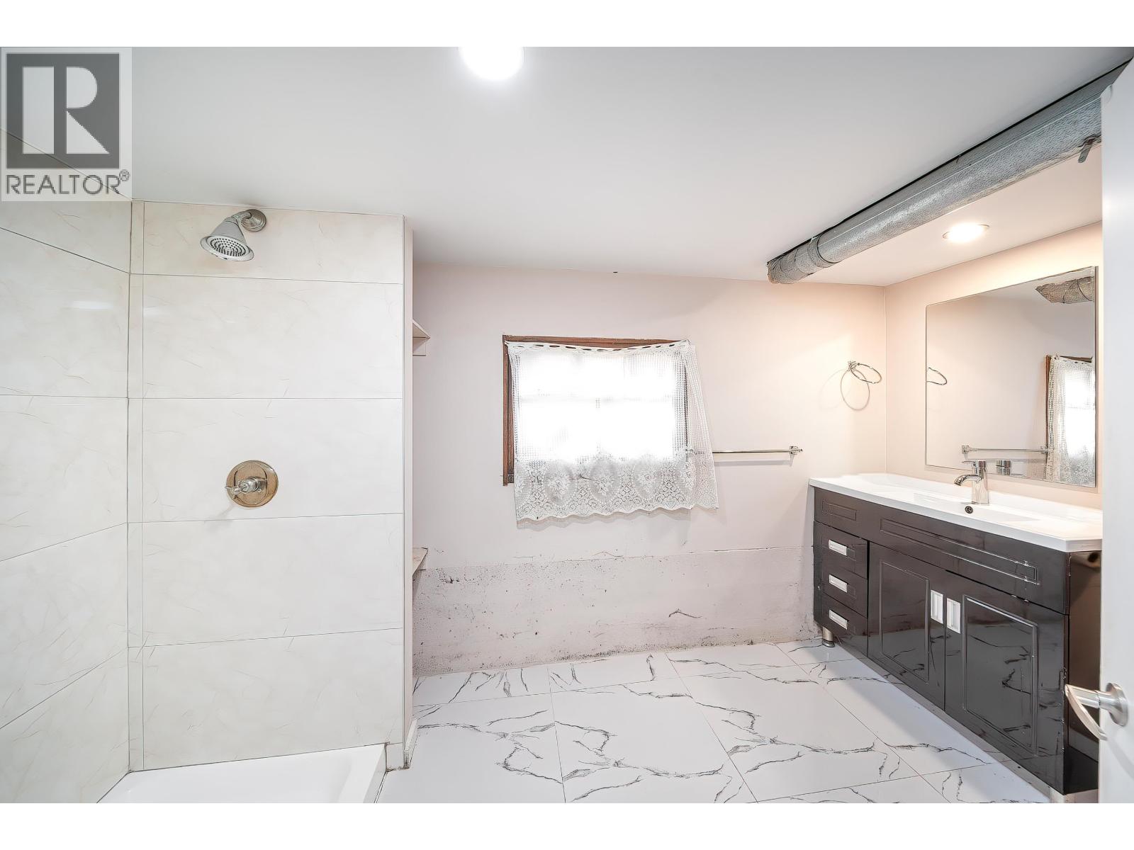 726 Tenth Street, New Westminster, British Columbia  V3M 3Z9 - Photo 20 - R3090801