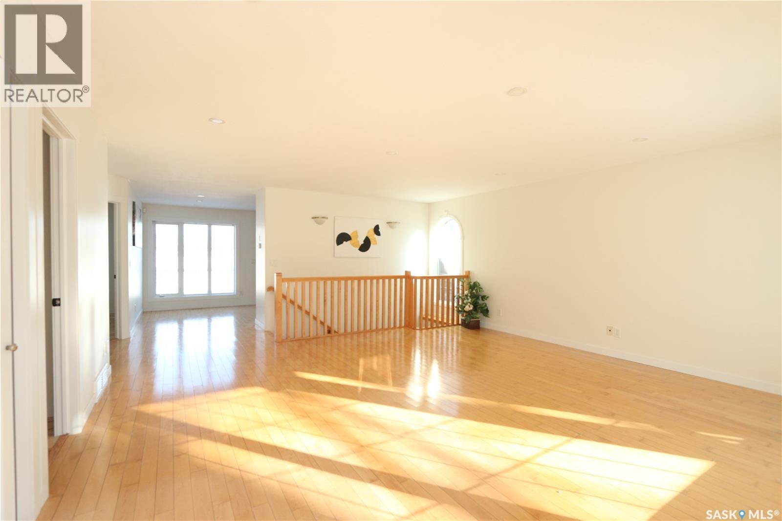 1226 Dover Avenue, Regina, Saskatchewan  S4R 0L4 - Photo 2 - SK028703