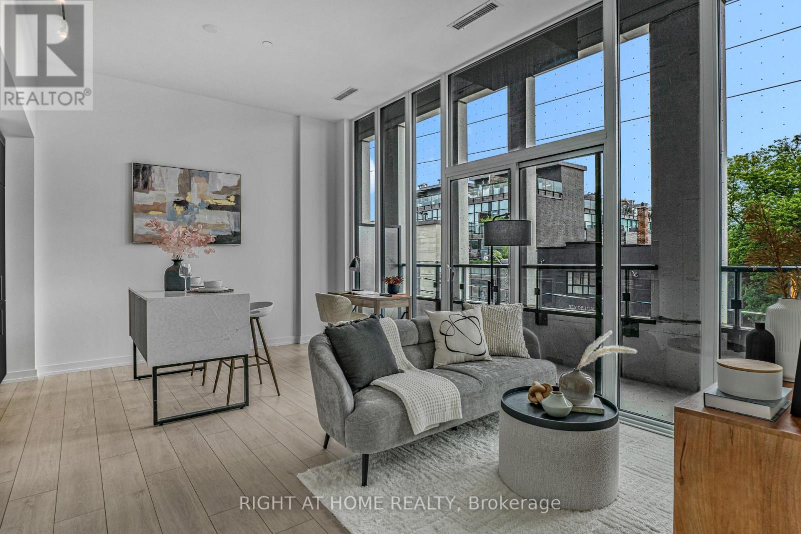 209 - 500 Dupont Street, Toronto, Ontario M6G 0B8 - Photo 11 - C12795898