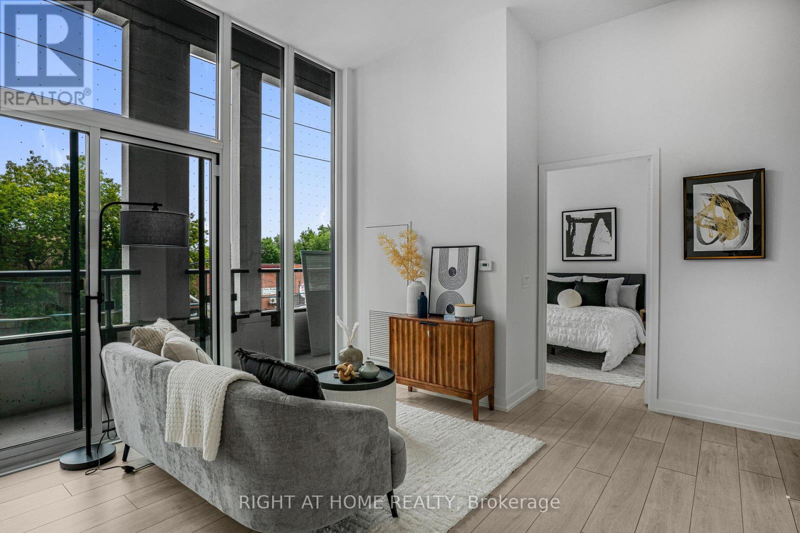 209 - 500 Dupont Street, Toronto, Ontario M6G 0B8 - Photo 12 - C12795898