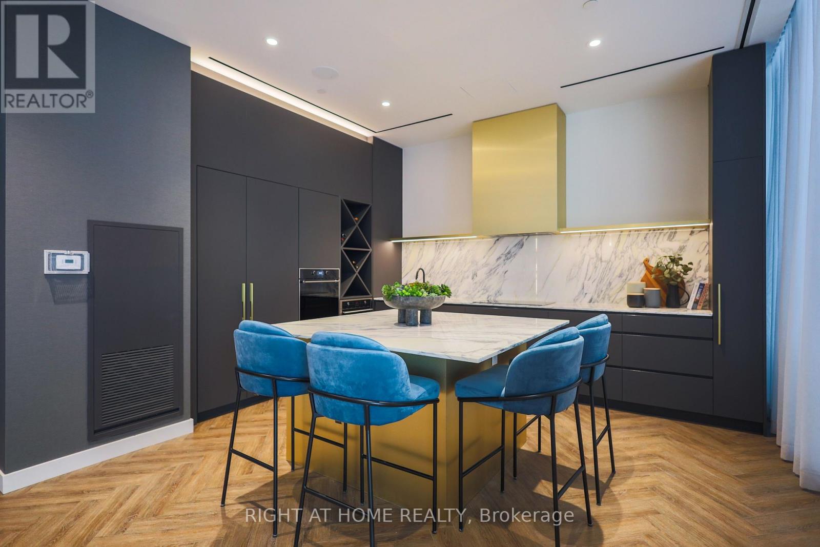 209 - 500 Dupont Street, Toronto, Ontario M6G 0B8 - Photo 38 - C12795898