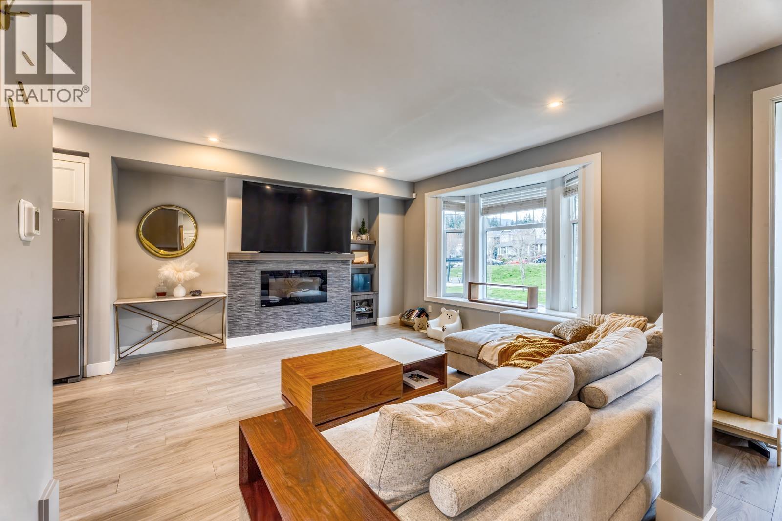 104 1392 Trafalgar Street, Coquitlam, British Columbia  V3E 0H5 - Photo 4 - R3090785