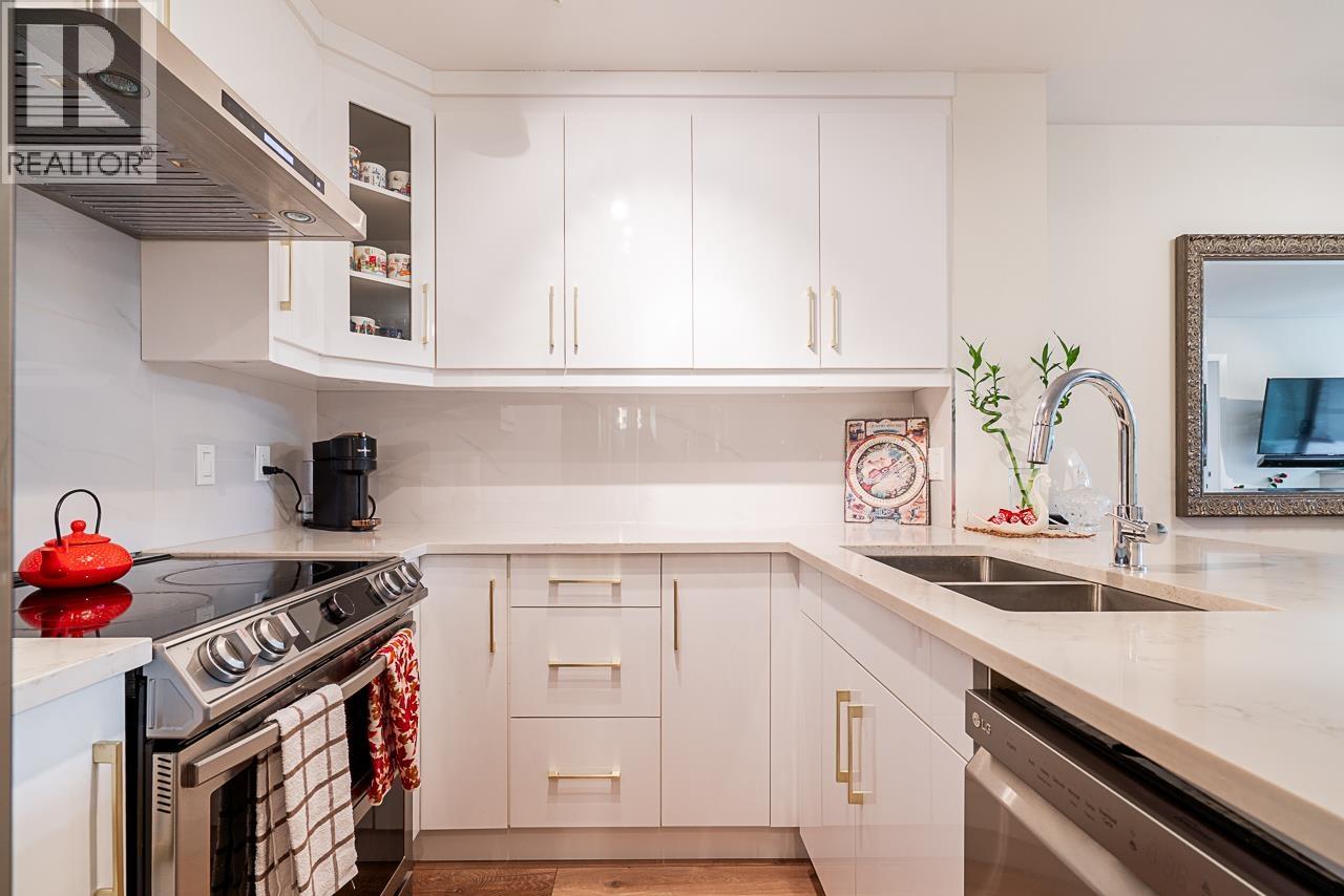 709 2763 Chandlery Place, Vancouver, British Columbia  V5S 4V4 - Photo 6 - R3089305