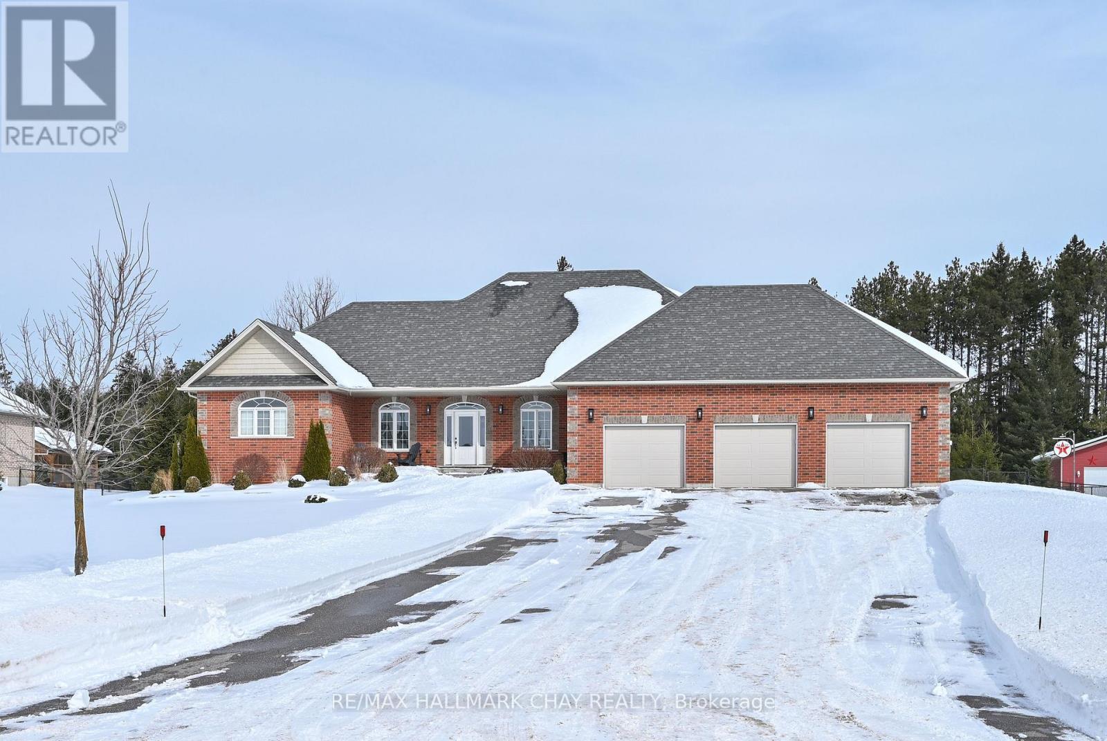 11 HARRY PARKER PLACE, Adjala-Tosorontio, Ontario