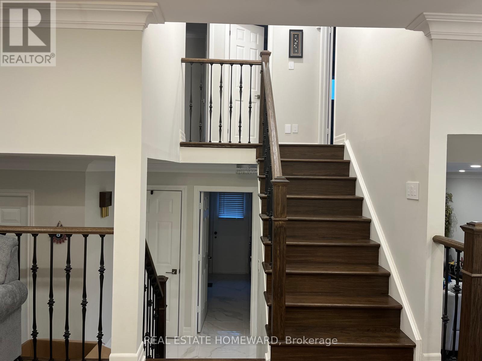 Main - 33 Braeburn Drive, Markham, Ontario  L3T 4V2 - Photo 13 - N12712042