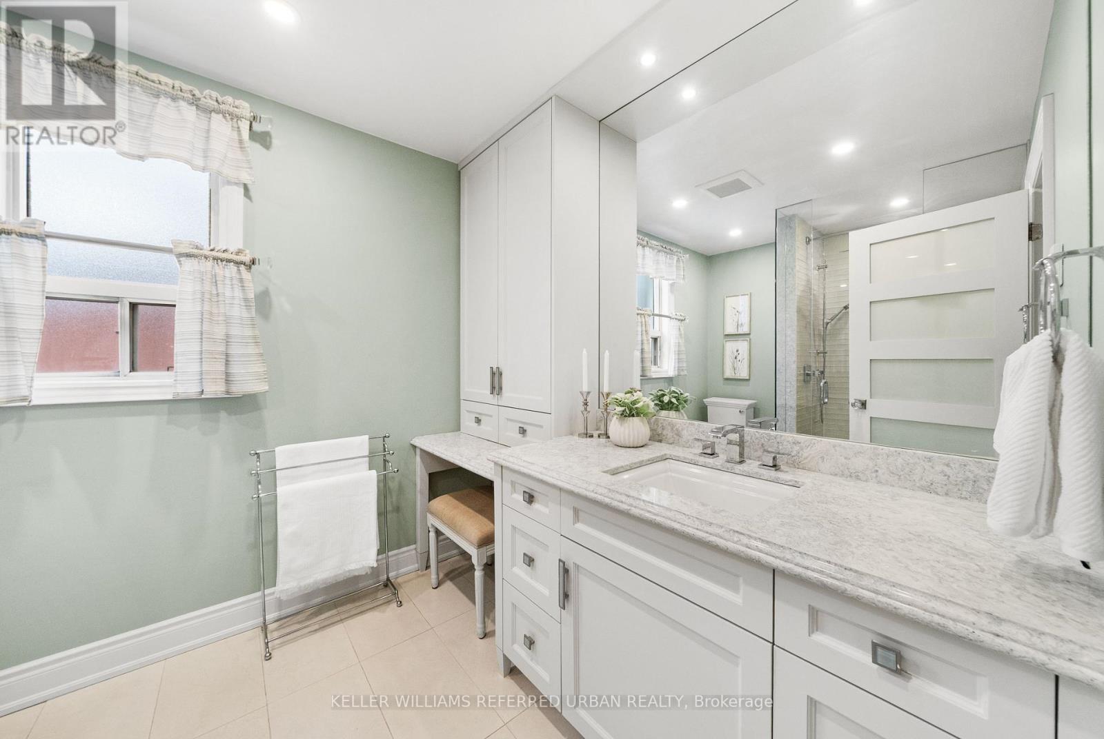 12 Cowan Avenue, Toronto, Ontario  M6K 2N2 - Photo 13 - W12795904