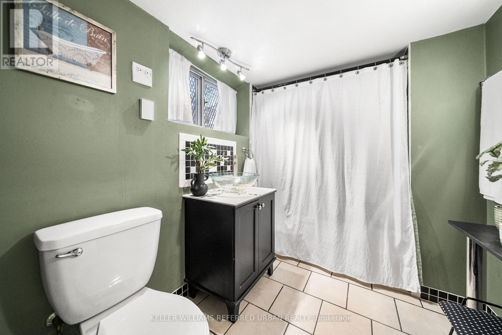 12 Cowan Avenue, Toronto, Ontario  M6K 2N2 - Photo 26 - W12795904