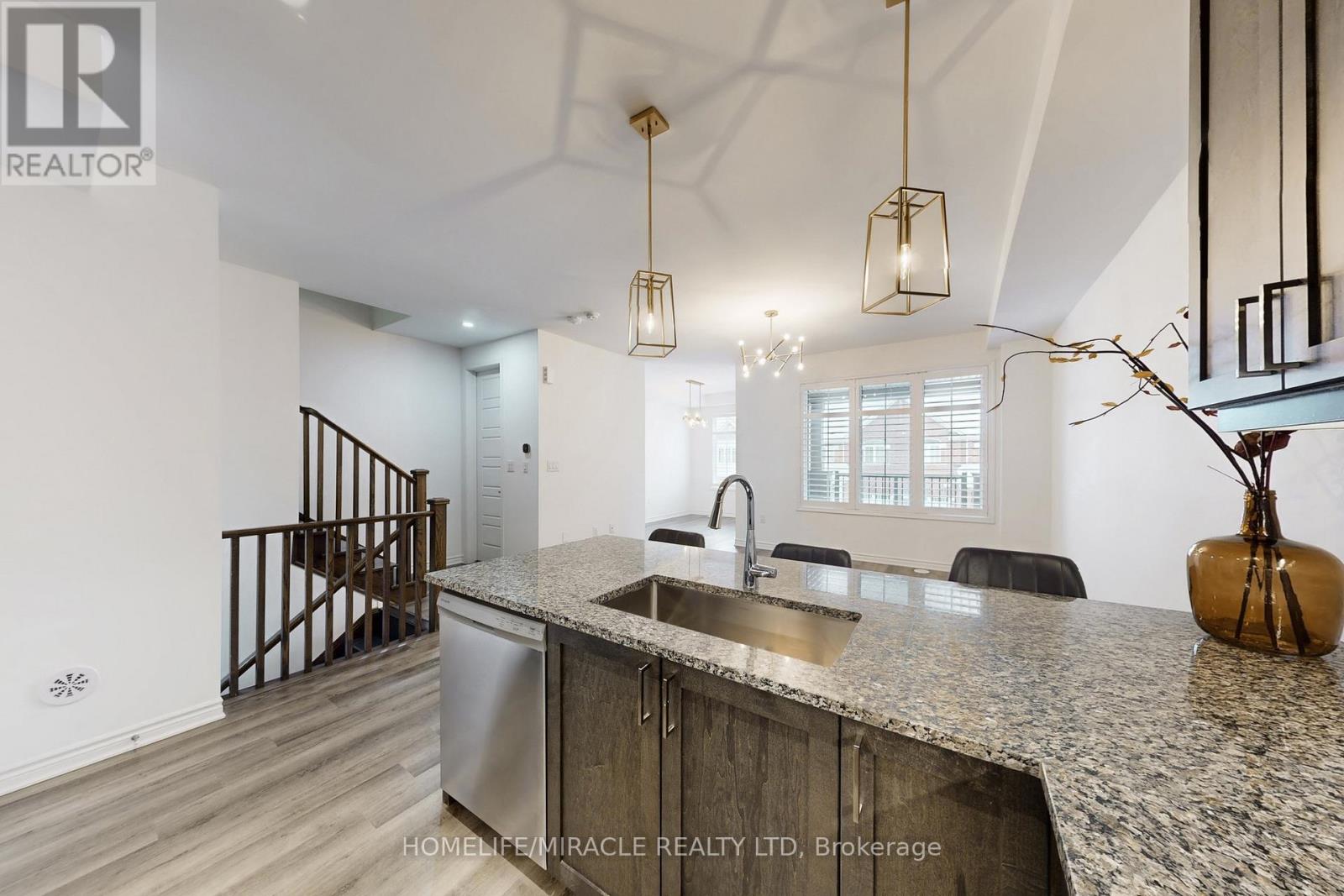 1587 Moira Crescent, Milton, Ontario  L9E 1X8 - Photo 16 - W12795930