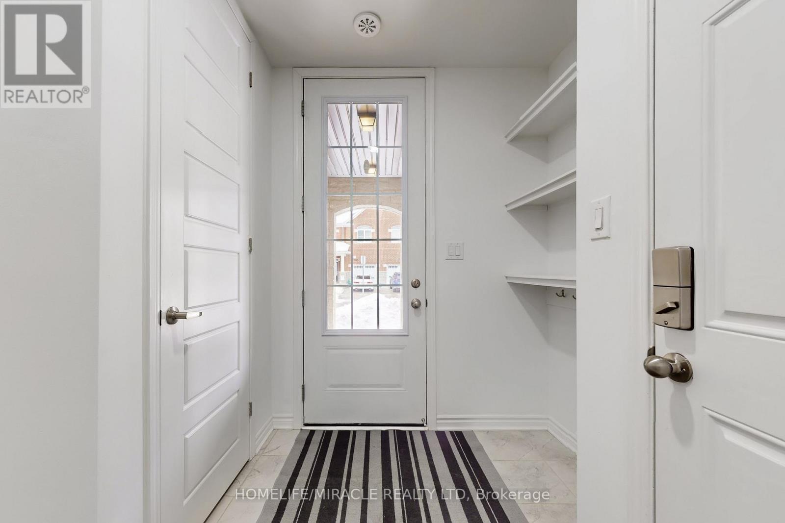 1587 Moira Crescent, Milton, Ontario  L9E 1X8 - Photo 4 - W12795930