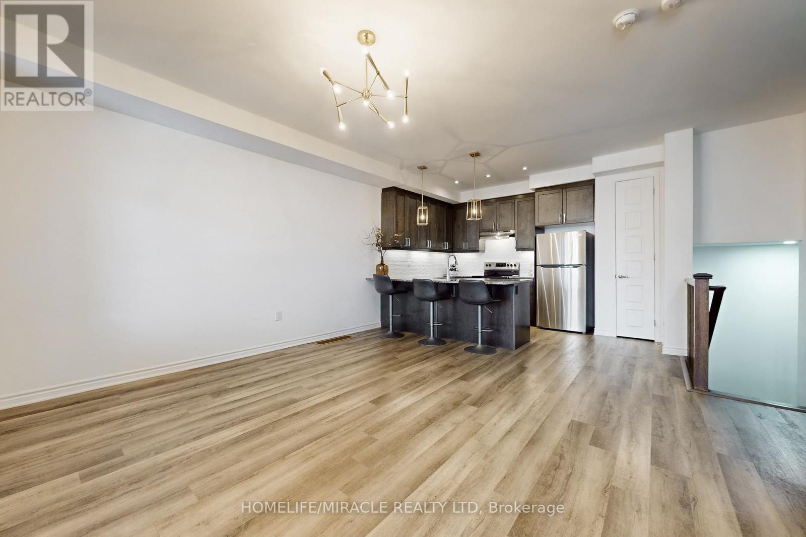 1587 Moira Crescent, Milton, Ontario  L9E 1X8 - Photo 7 - W12795930