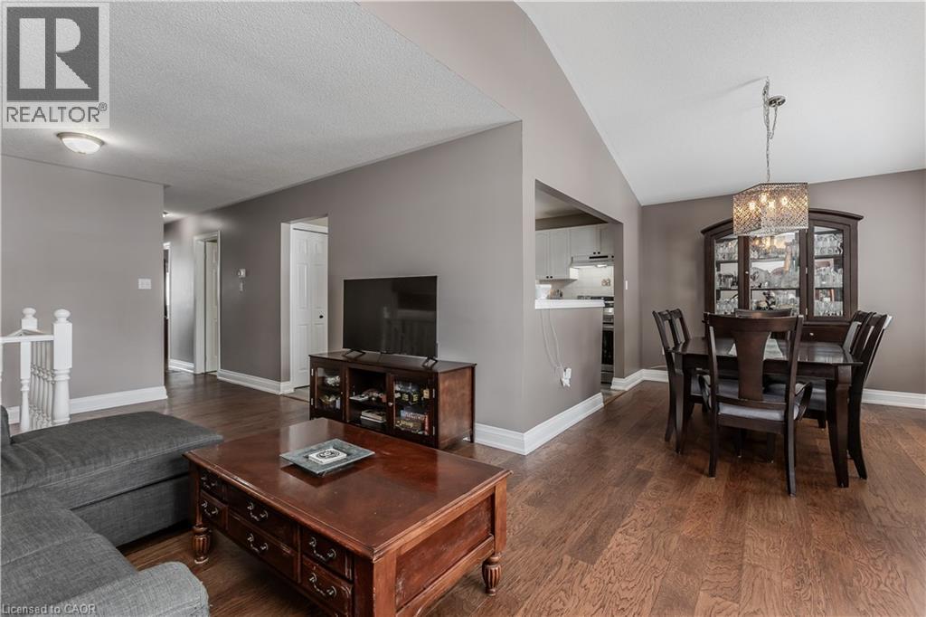 11 Robinia Lane, Brantford, Ontario  N3V 1E3 - Photo 12 - 40805340