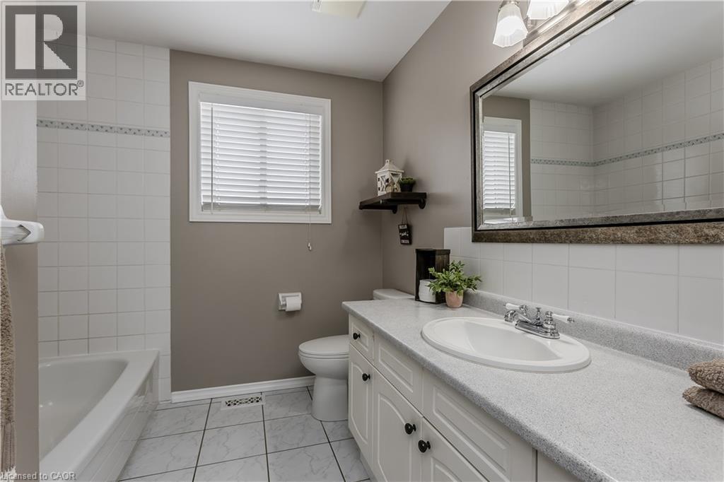 11 Robinia Lane, Brantford, Ontario  N3V 1E3 - Photo 27 - 40805340