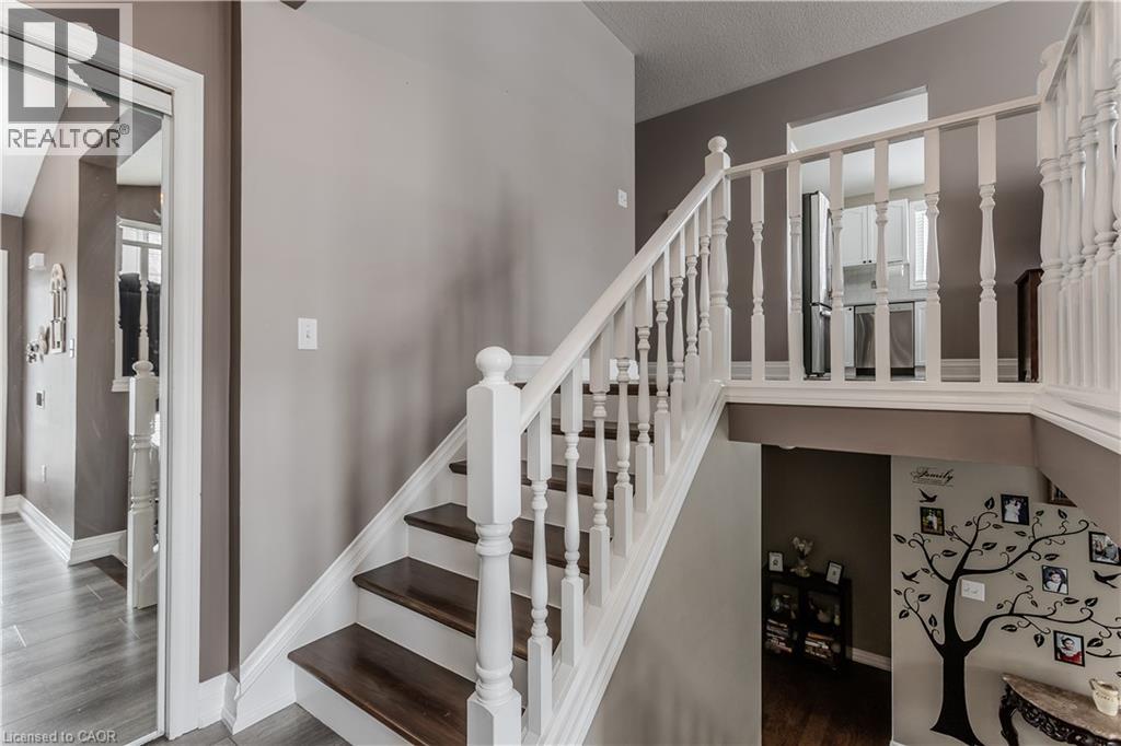 11 Robinia Lane, Brantford, Ontario  N3V 1E3 - Photo 6 - 40805340