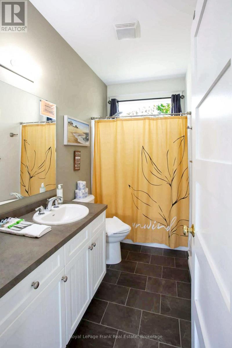 12 - 24 Meadow View Lane, Prince Edward County, Ontario  K0K 1P0 - Photo 16 - X12795890