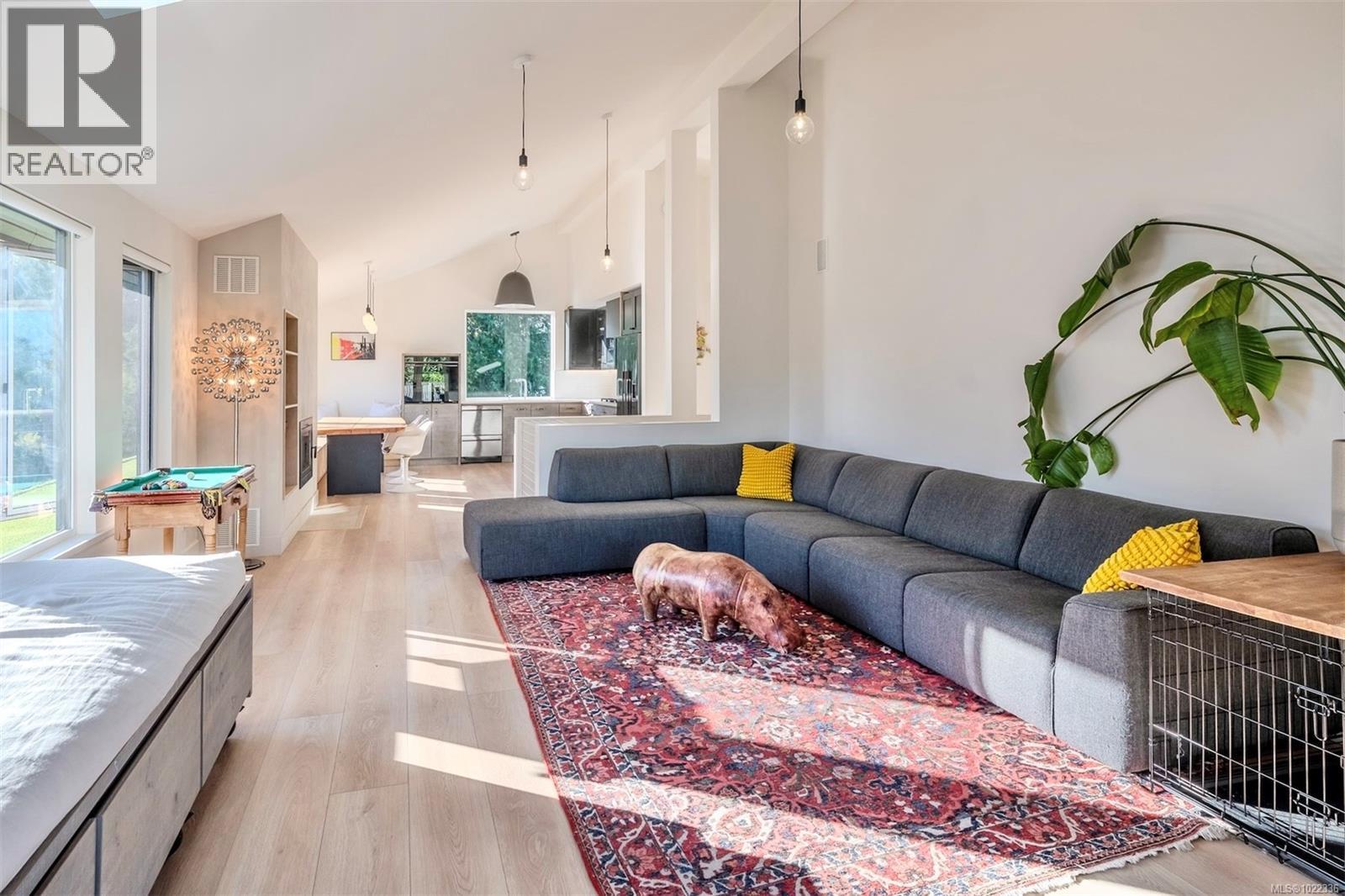 260 Neill St, Tofino, British Columbia  V0R 2Z0 - Photo 7 - 1022336