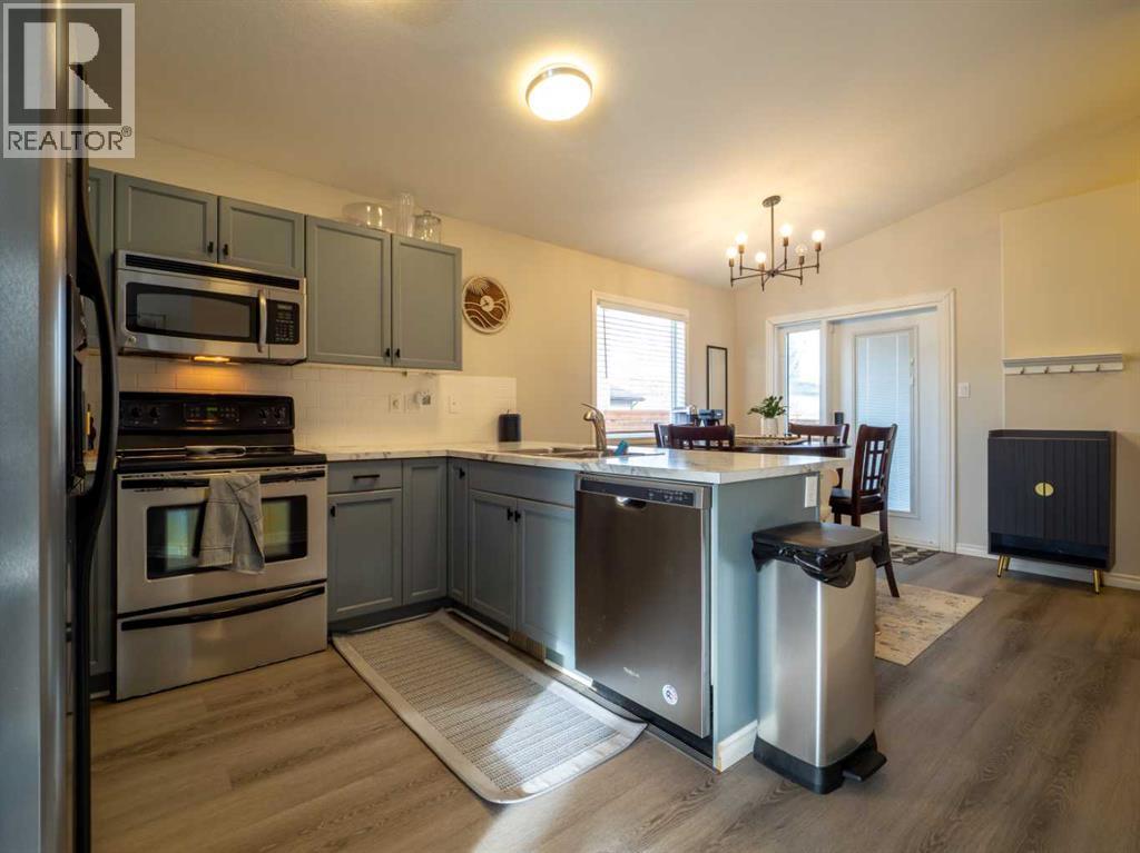 263 Mt Sunburst Way W, Lethbridge, Alberta  T1K 2S3 - Photo 9 - A2282645