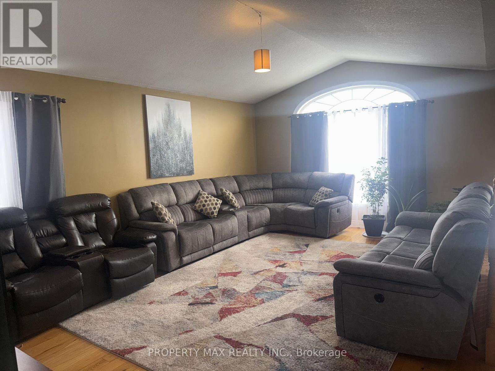 12 Christopher Court, Belleville, Ontario  K8N 5Z3 - Photo 9 - X12781218