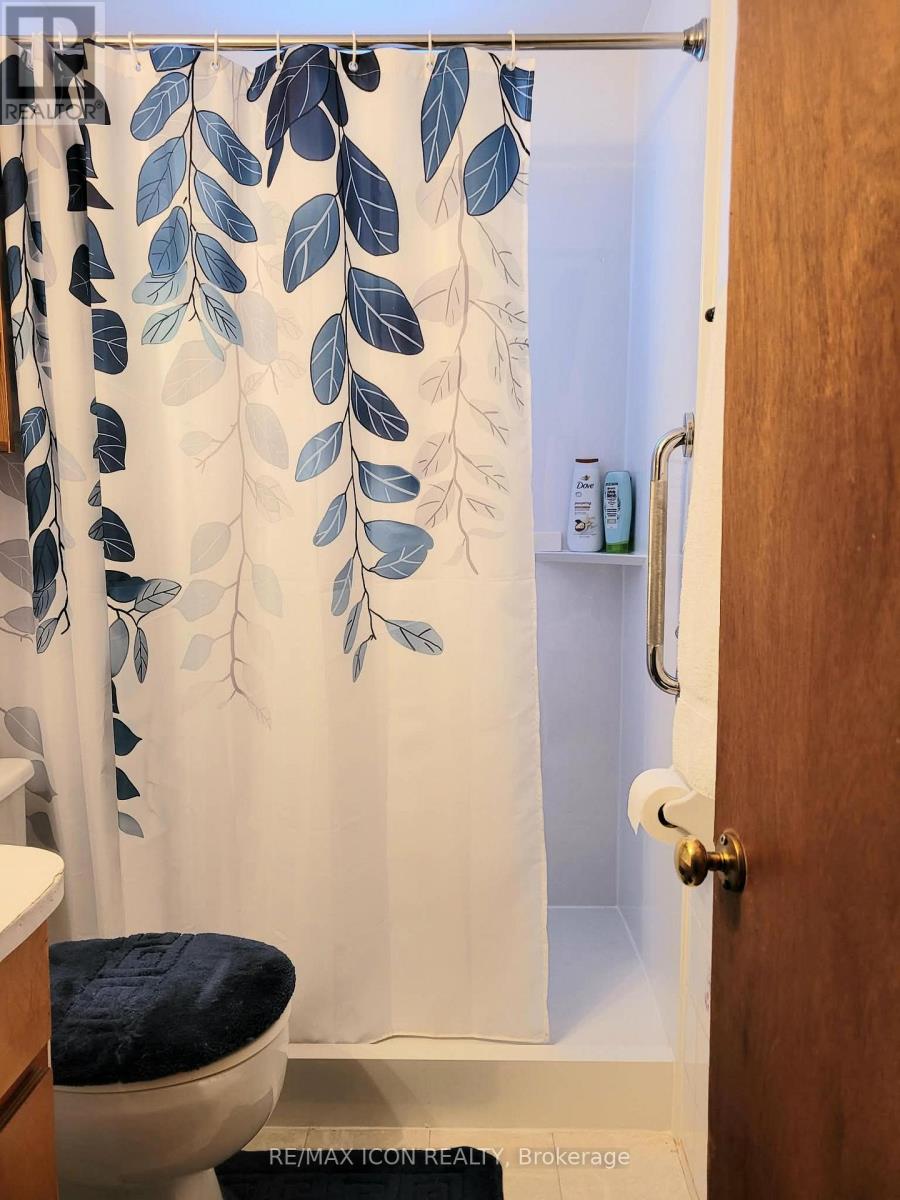 16 - 9839 Lakeshore Road, Lambton Shores, Ontario  N0M 1T0 - Photo 15 - X12795962