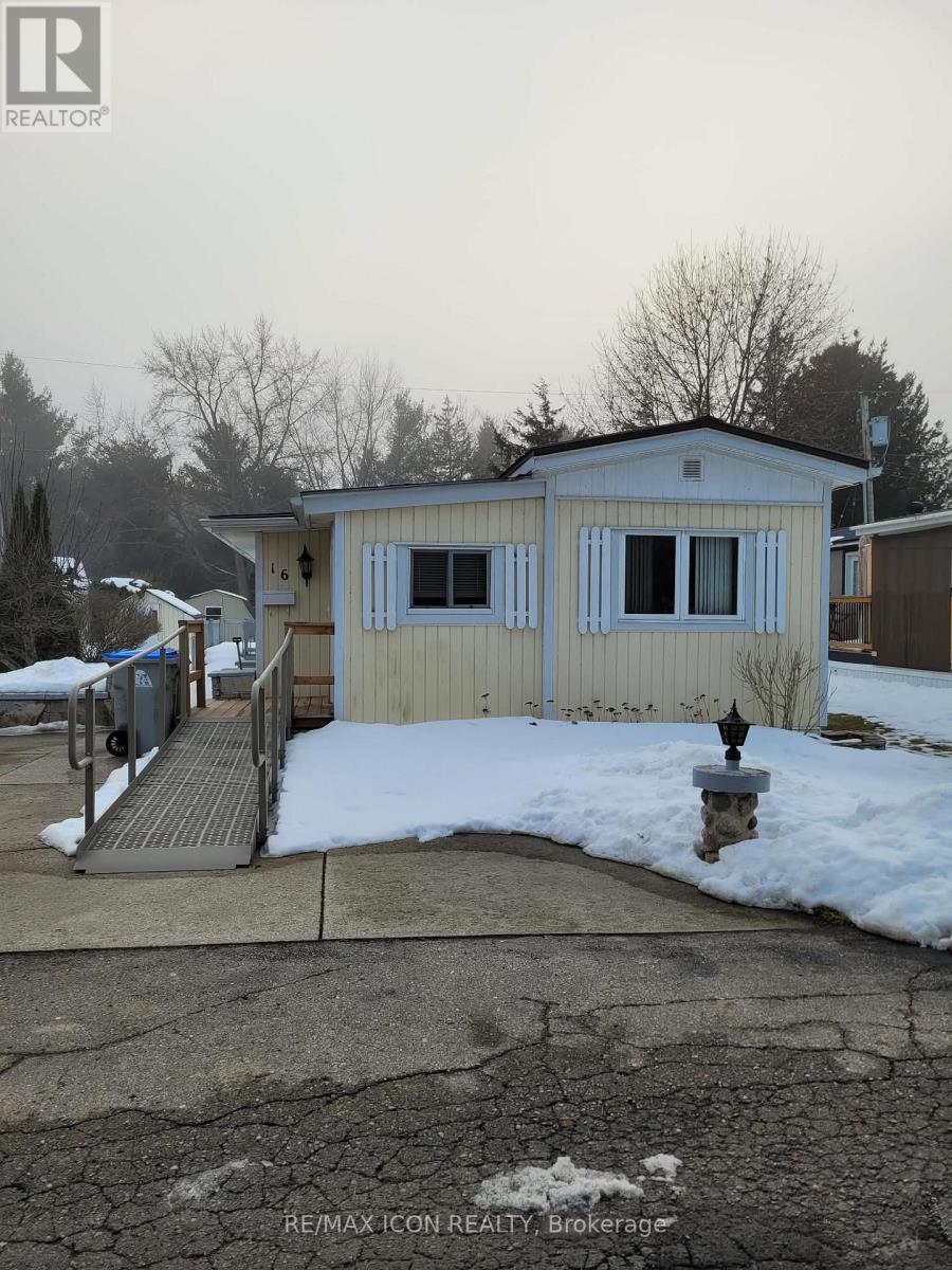 16 - 9839 Lakeshore Road, Lambton Shores, Ontario  N0M 1T0 - Photo 2 - X12795962