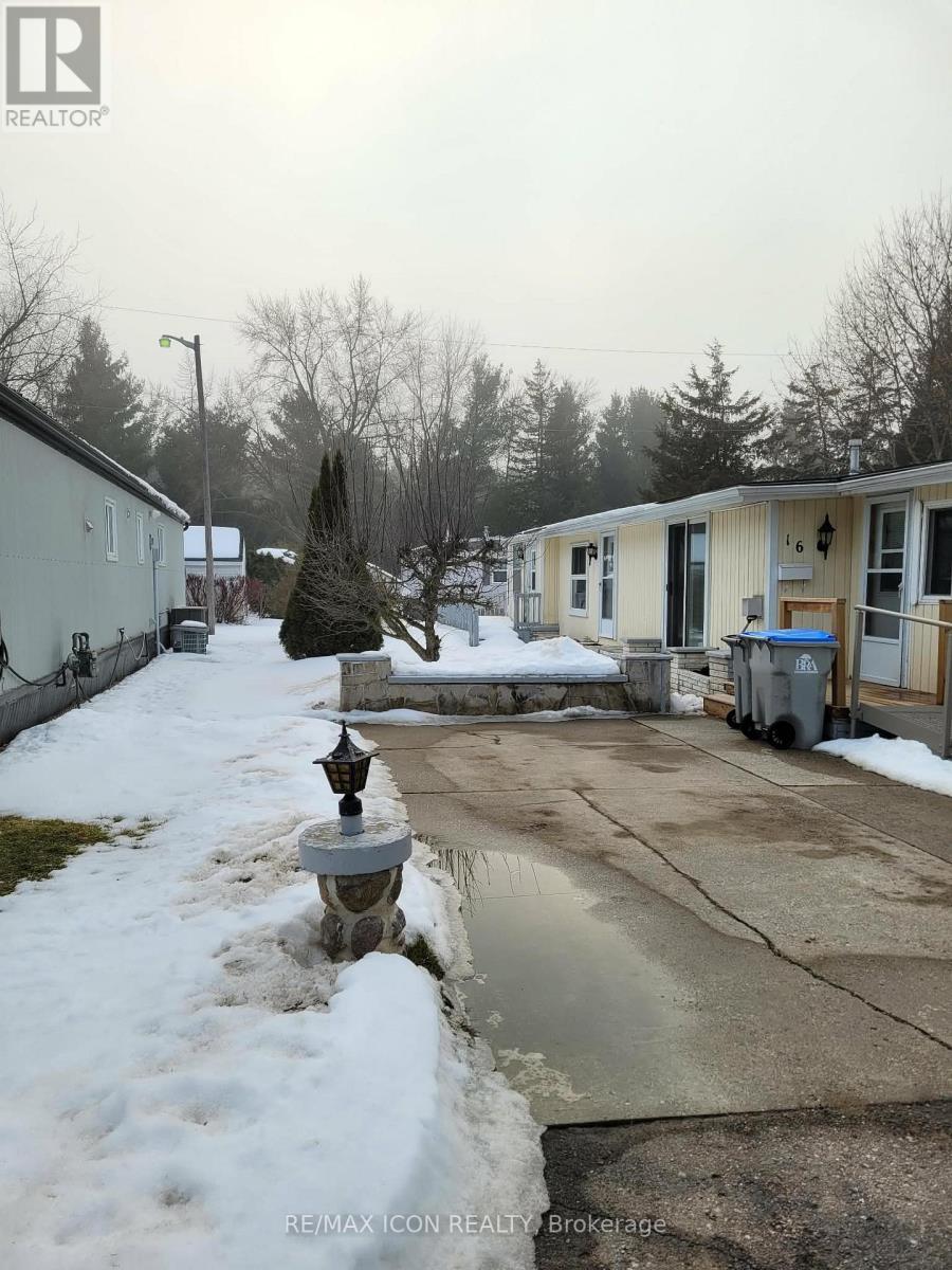 16 - 9839 Lakeshore Road, Lambton Shores, Ontario  N0M 1T0 - Photo 29 - X12795962