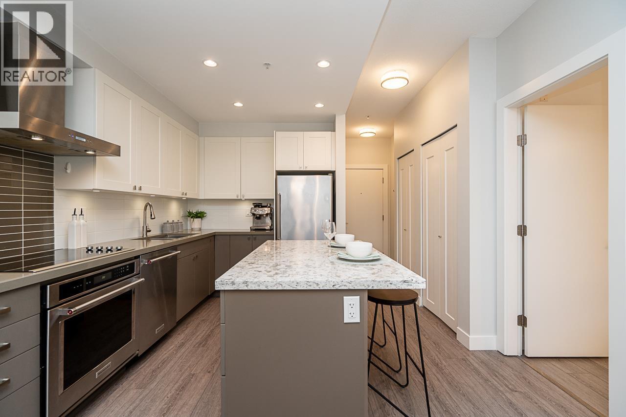 210 3399 Noel Drive, Burnaby, British Columbia  V3J 0G8 - Photo 9 - R3090454