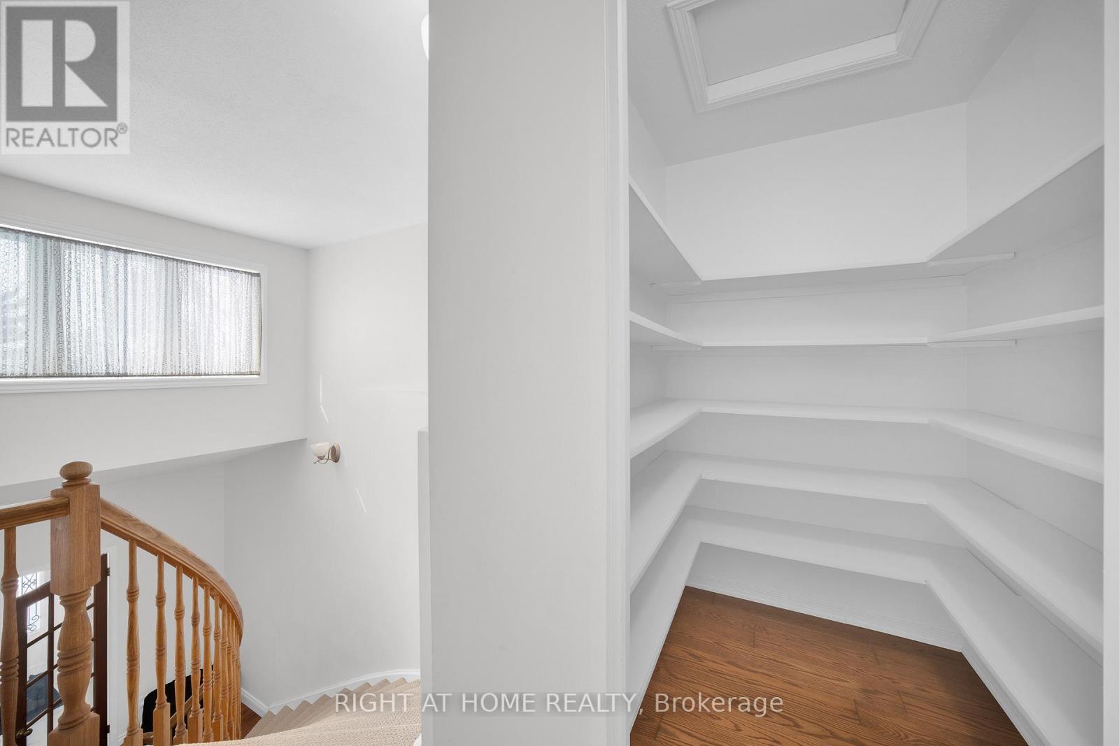 2832 Mozart Court, Ottawa, Ontario  K1T 2P7 - Photo 19 - X12796010