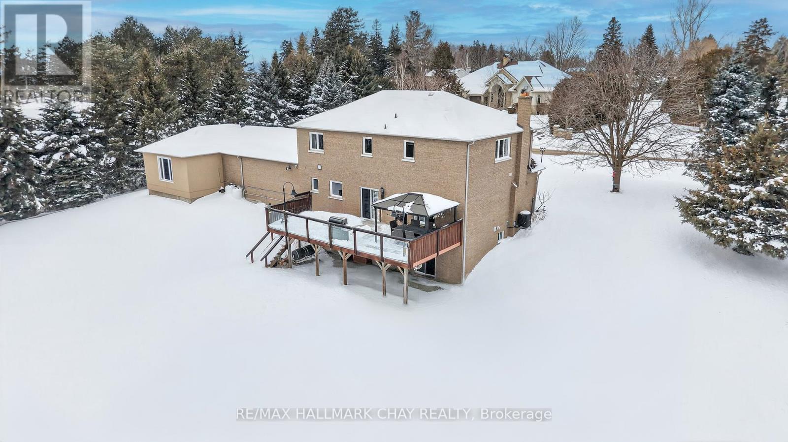 4 Arthur Evans Crescent, Bradford West Gwillimbury, Ontario  L3Z 2A5 - Photo 4 - N12793424