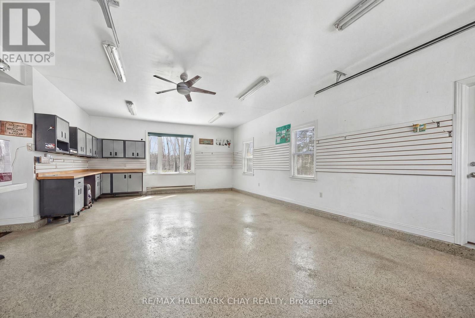 4 Arthur Evans Crescent, Bradford West Gwillimbury, Ontario  L3Z 2A5 - Photo 8 - N12793424