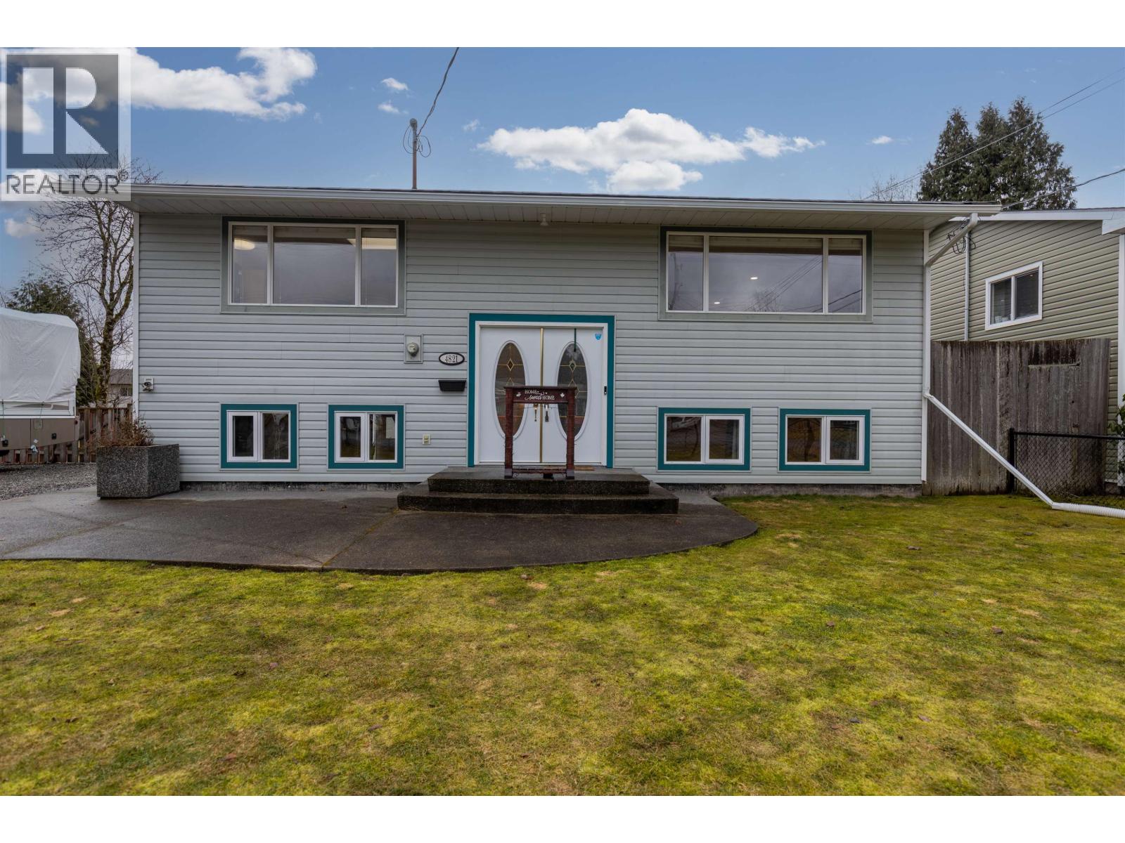 4821 TUCK AVENUE, Terrace, British Columbia