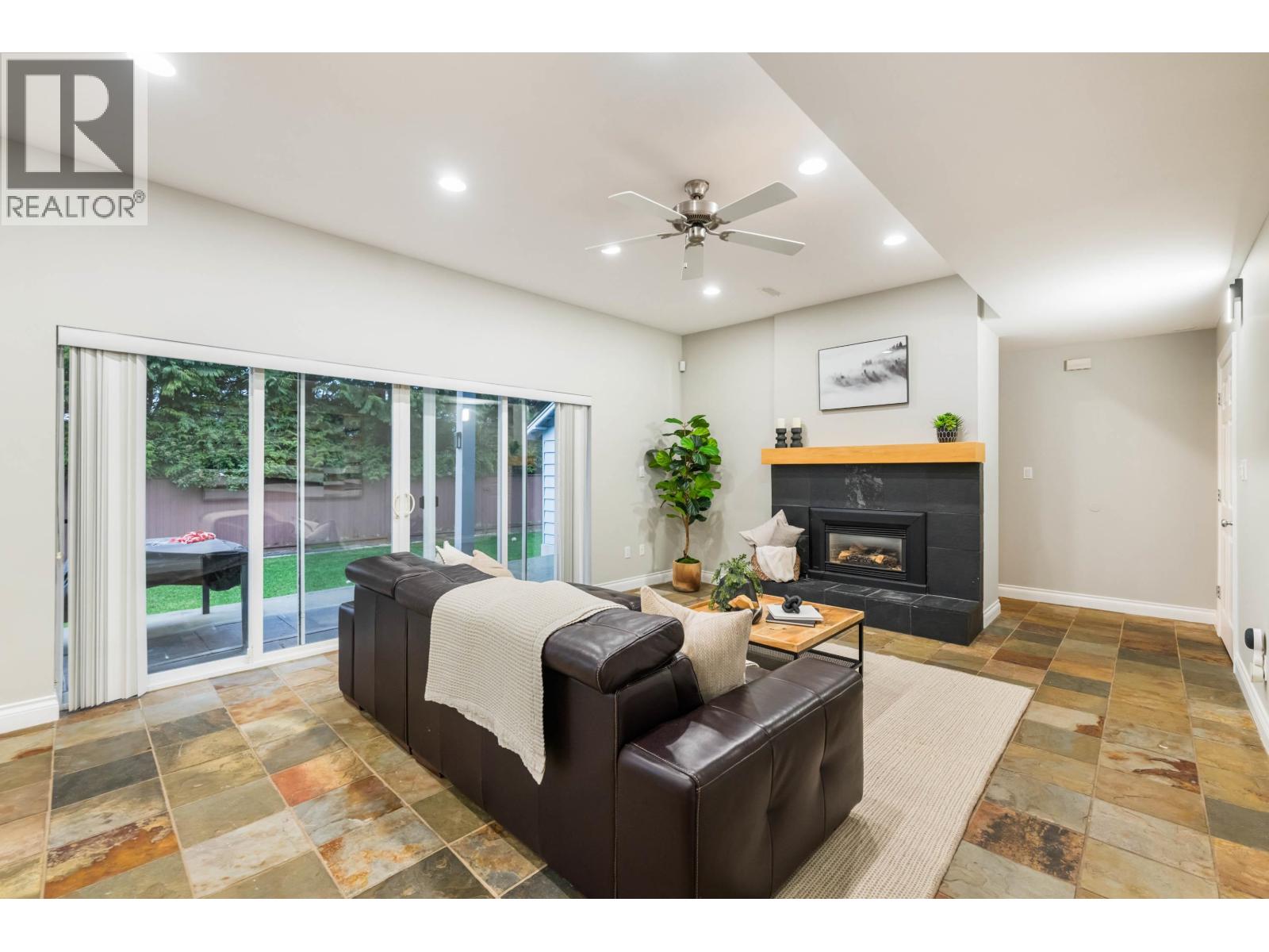 921 Baker Drive, Coquitlam, British Columbia  V3J 6X3 - Photo 20 - R3090811