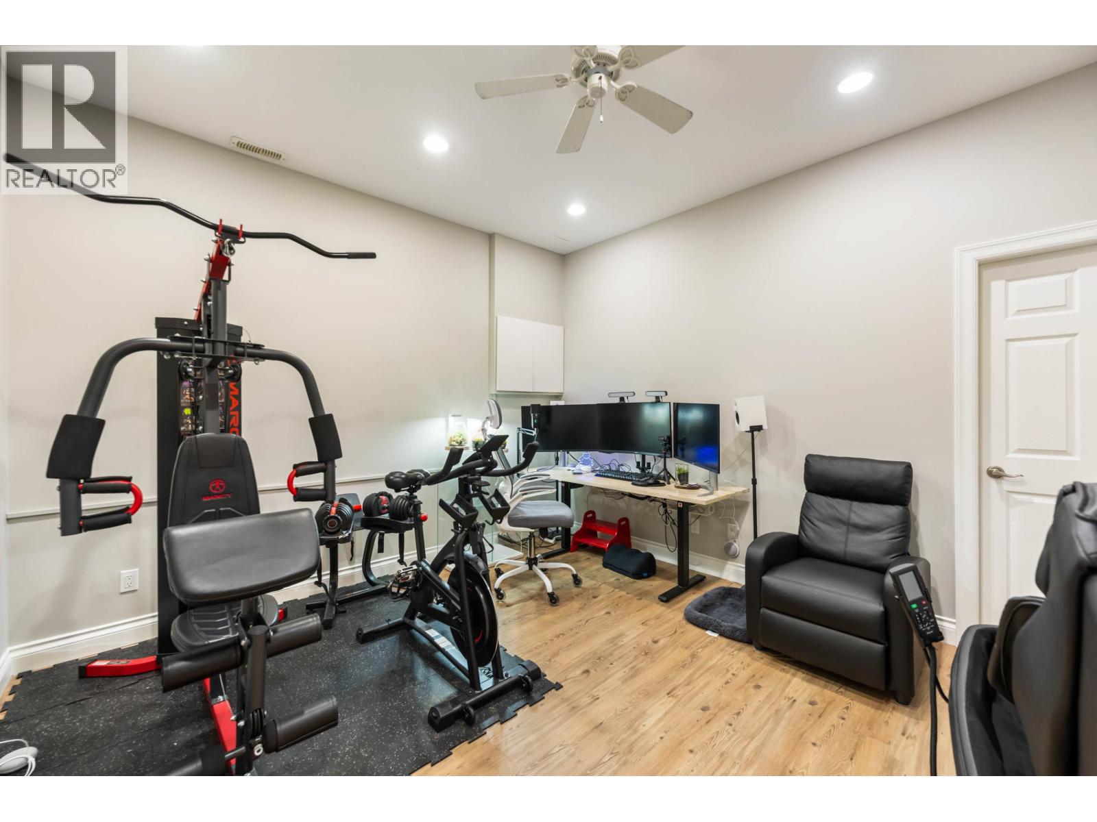 921 Baker Drive, Coquitlam, British Columbia  V3J 6X3 - Photo 16 - R3090811