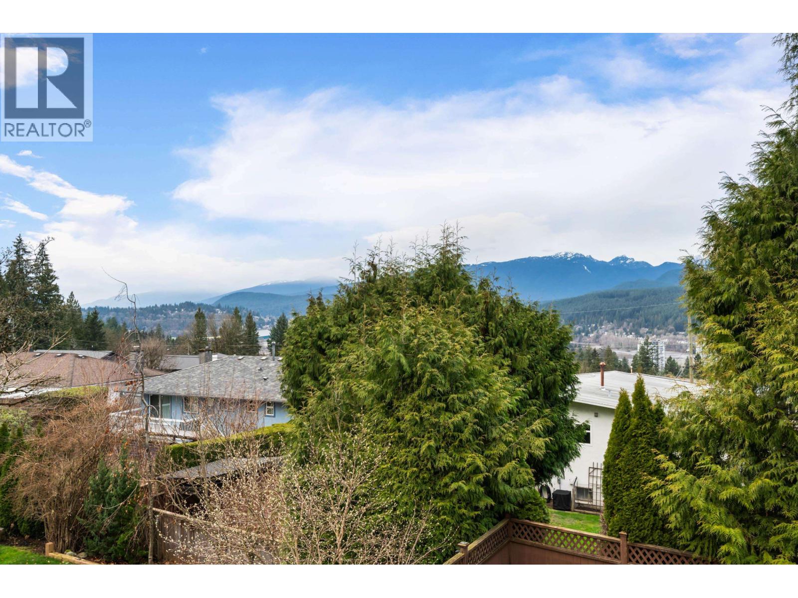 921 Baker Drive, Coquitlam, British Columbia  V3J 6X3 - Photo 31 - R3090811