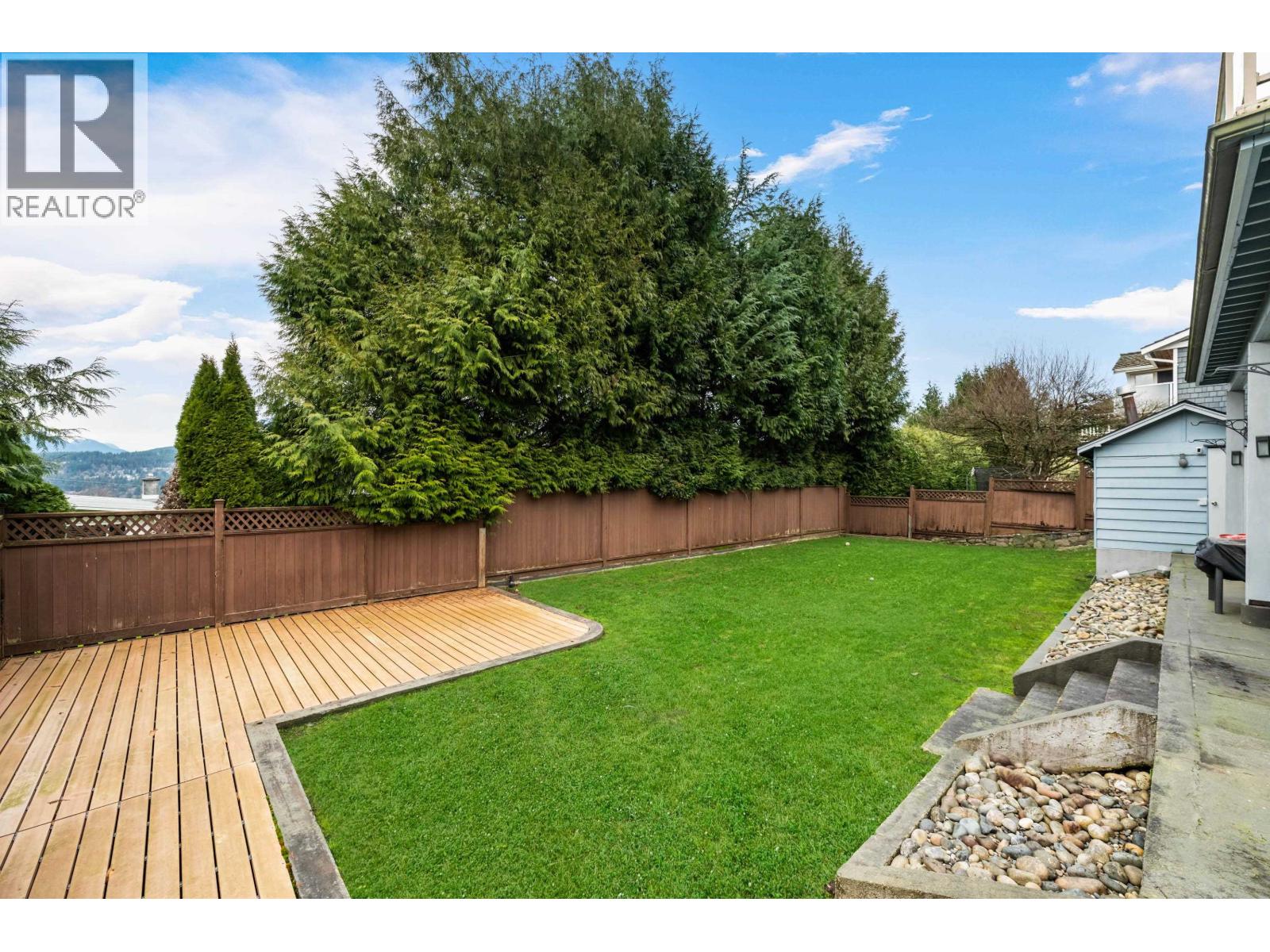 921 Baker Drive, Coquitlam, British Columbia  V3J 6X3 - Photo 33 - R3090811