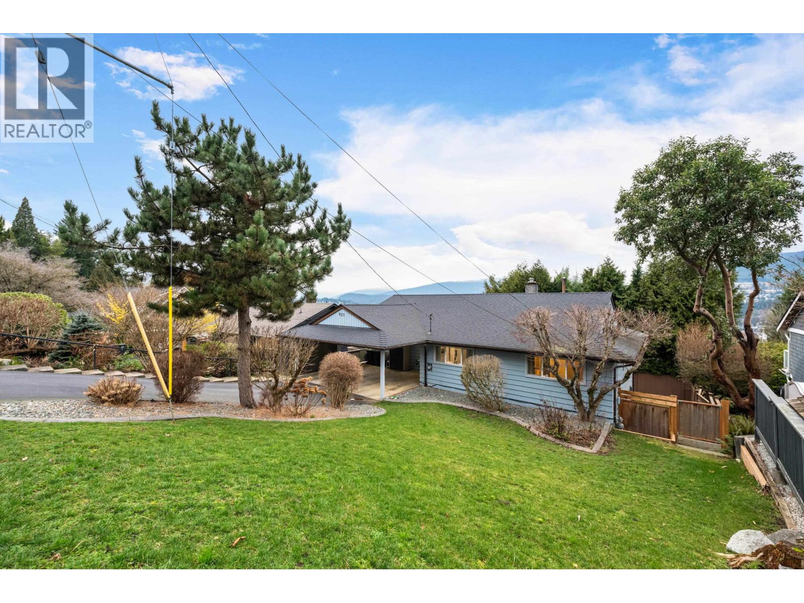 921 Baker Drive, Coquitlam, British Columbia  V3J 6X3 - Photo 39 - R3090811