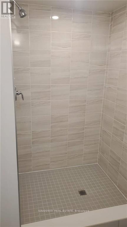 1004 - 1480 Bayly Street, Pickering (Bay Ridges), Ontario  L1W 0C2 - Photo 9 - E12796004