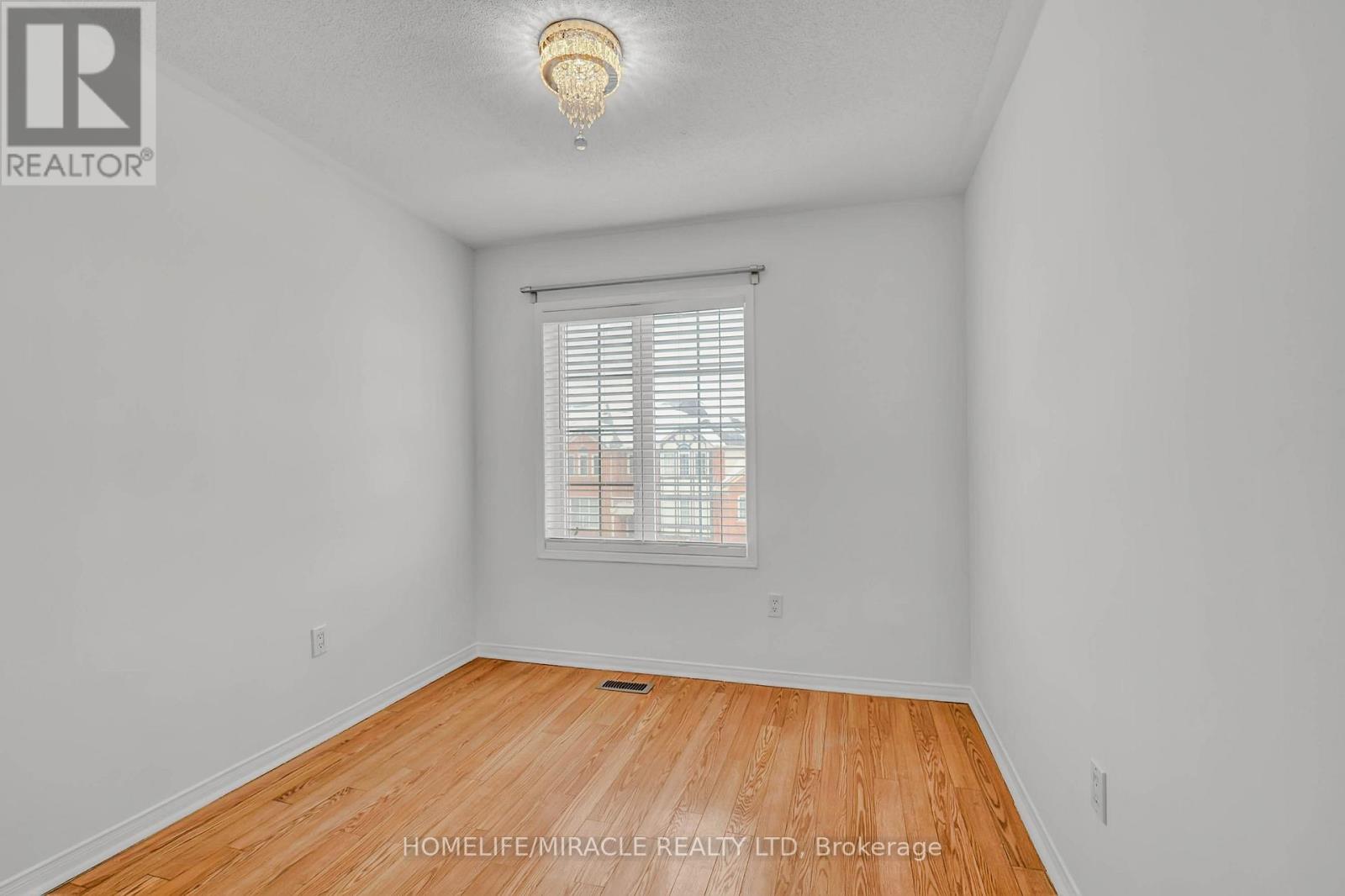 17 Pikake Court, Vaughan, Ontario  L6A 3W3 - Photo 23 - N12796008