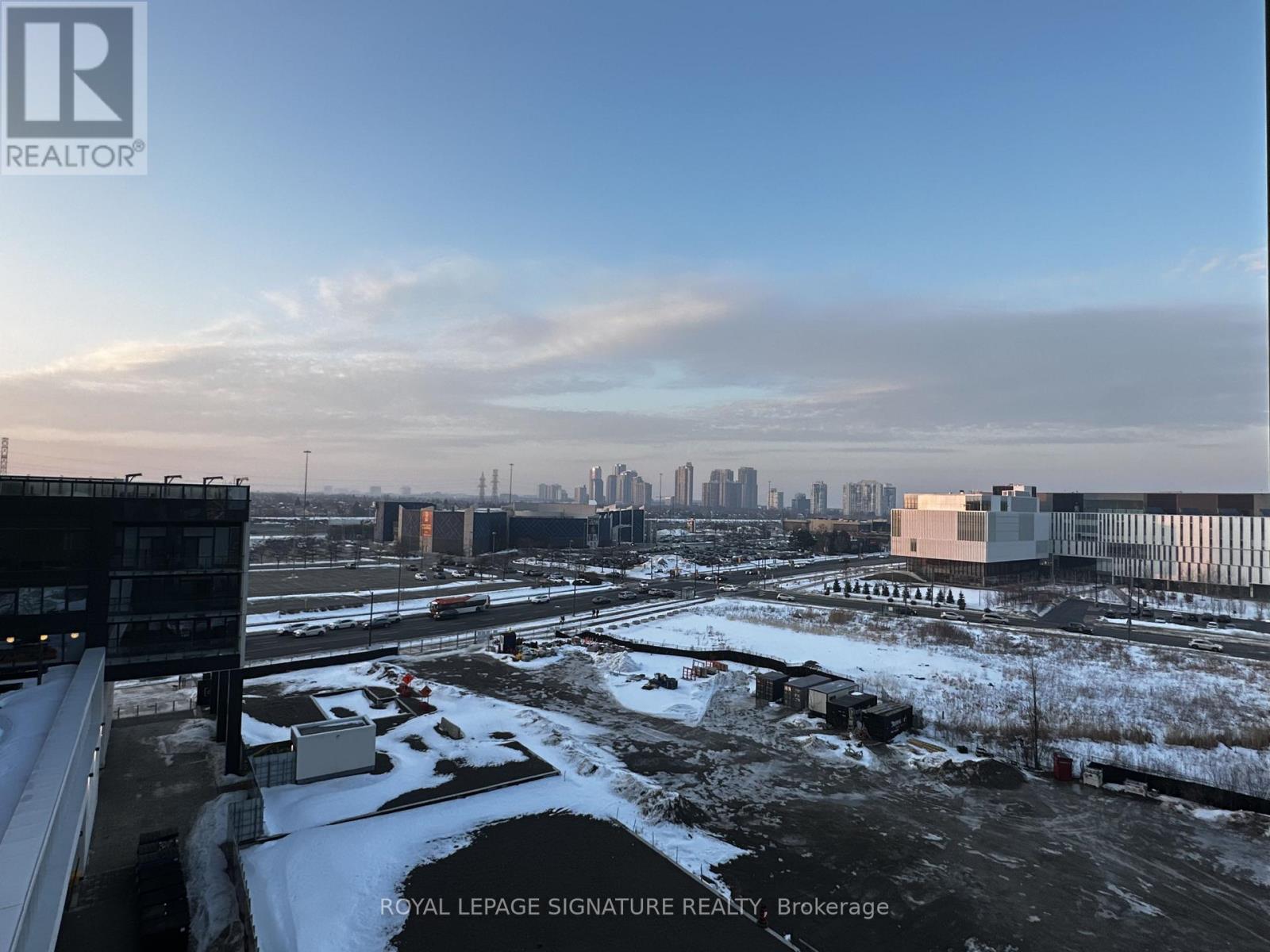 603 - 395 Square One Drive, Mississauga, Ontario  L5B 0C6 - Photo 16 - W12795100