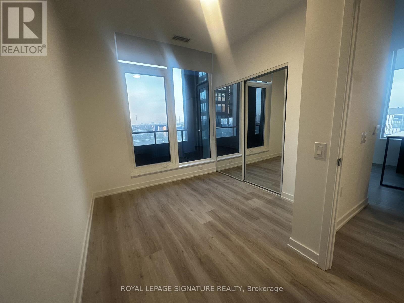 603 - 395 Square One Drive, Mississauga, Ontario  L5B 0C6 - Photo 2 - W12795100