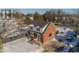 755 MAPLE AVENUE, Burlington, Ontario