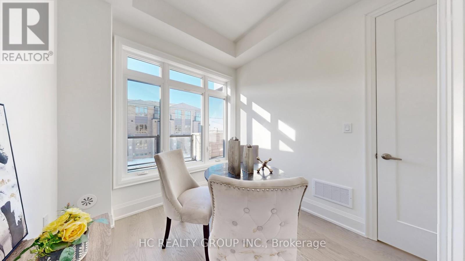 3325 Taha Gardens, Oakville, Ontario  L6M 5S1 - Photo 13 - W12795970