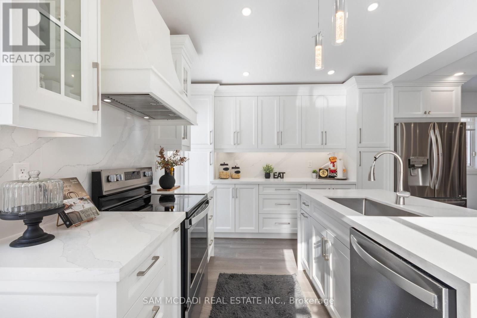 7159 Spyglass Crescent, Mississauga, Ontario  L5N 7H3 - Photo 12 - W12796000