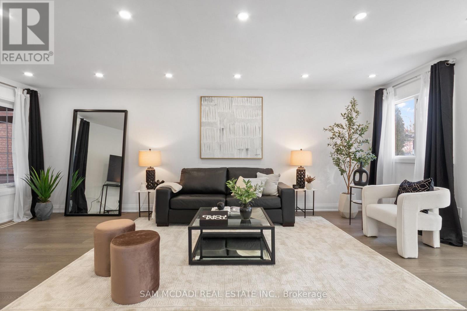 7159 Spyglass Crescent, Mississauga, Ontario  L5N 7H3 - Photo 5 - W12796000