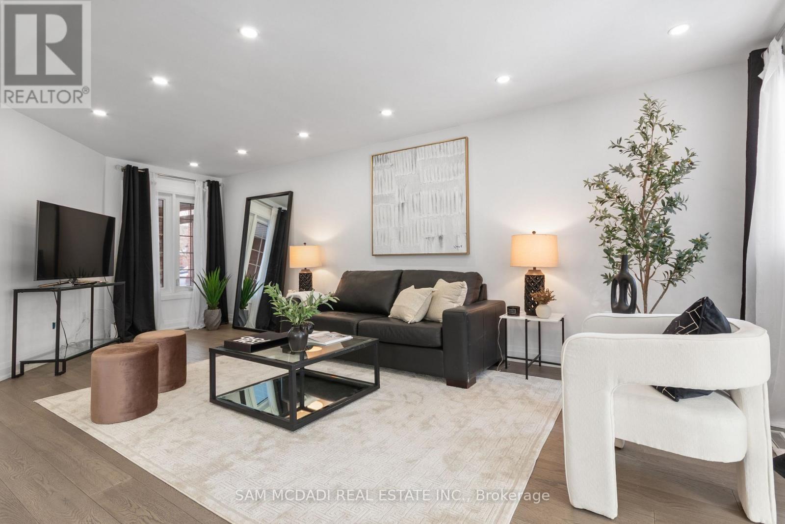 7159 Spyglass Crescent, Mississauga, Ontario  L5N 7H3 - Photo 6 - W12796000