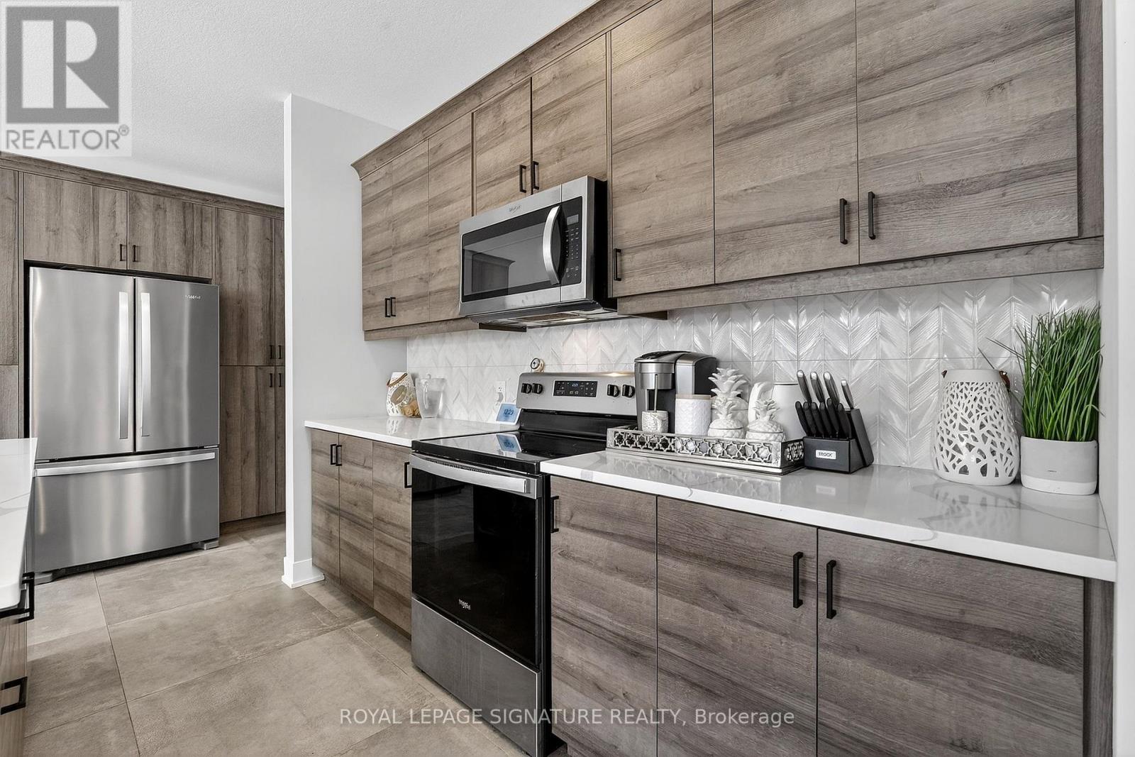 11 - 297 Whiting Street, Ingersoll, Ontario  N5C 3W5 - Photo 16 - X12795938