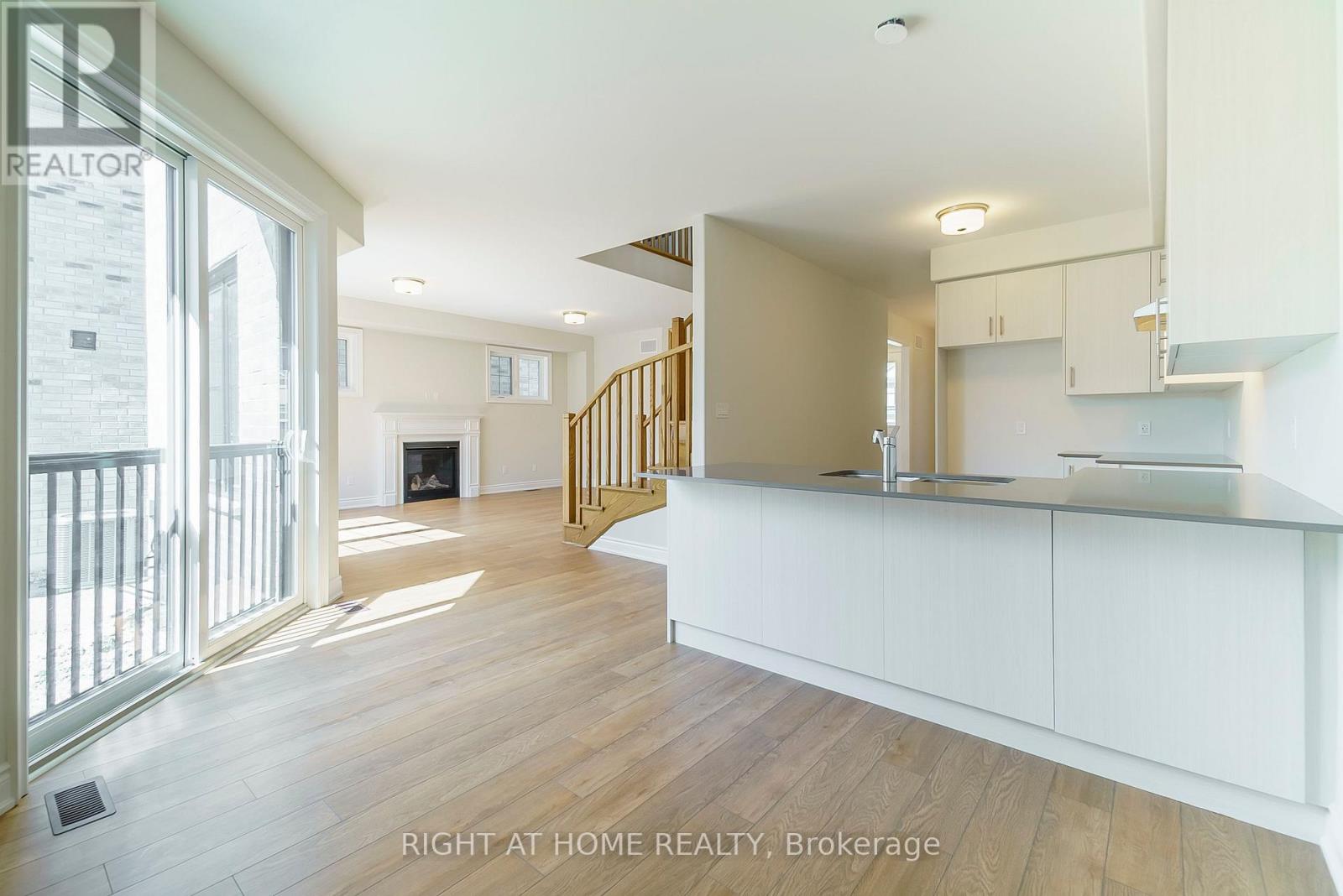 602 Wedlock Lane, Peterborough (Northcrest Ward 5), Ontario  K9H 0C4 - Photo 9 - X12795940