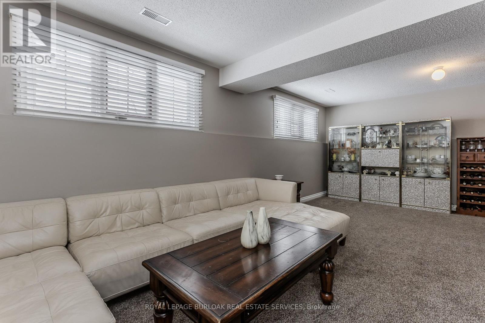 11 Robinia Lane, Brantford, Ontario  N3V 1E3 - Photo 33 - X12795992