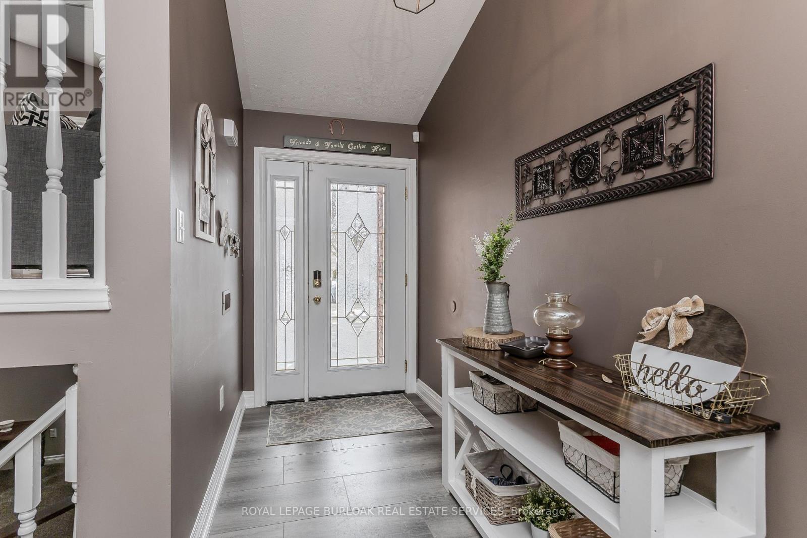 11 Robinia Lane, Brantford, Ontario  N3V 1E3 - Photo 5 - X12795992