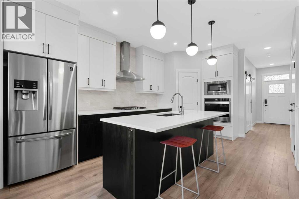 571 Livingston Way Ne, Calgary, Alberta  T3P 0V9 - Photo 8 - A2286725