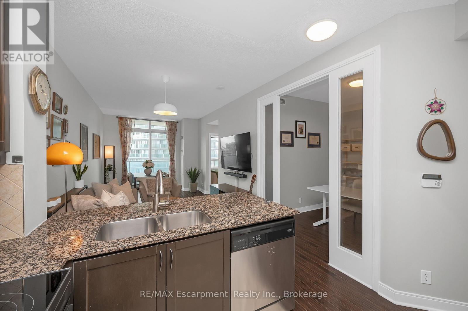 1908 - 70 Absolute Avenue, Mississauga, Ontario  L4Z 0A4 - Photo 9 - W12796040